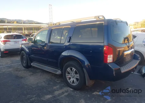 2010 Nissan Pathfinder Se z USA, uszkodzony, nr VIN 5N1AR1NN3AC609163